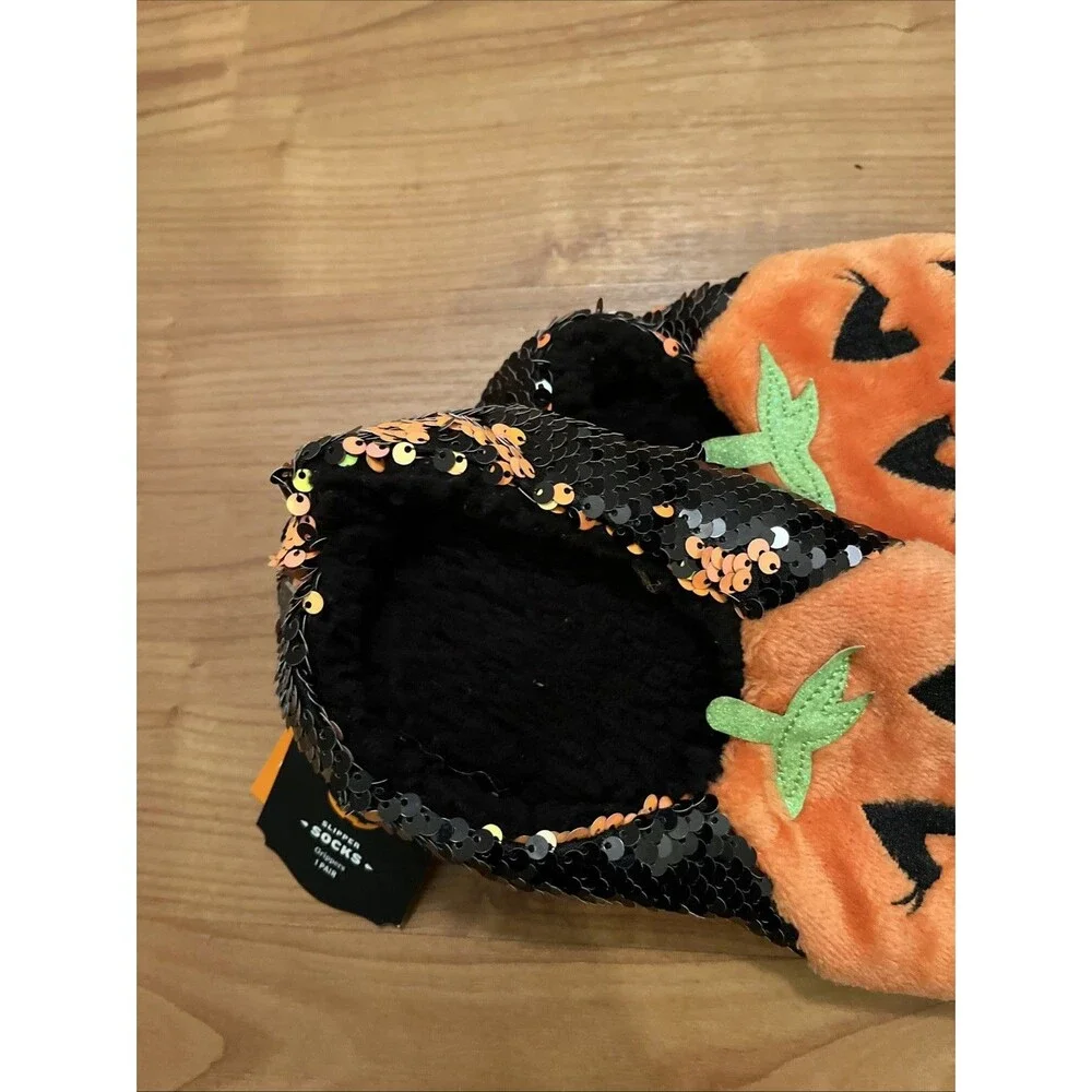 Hyde and EEK Halloween Pumpkin Slipper Socks Women's Size S/M (5-7) Multi-Color